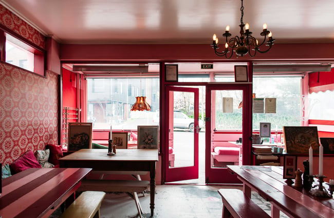 The pink interior of Pipi.