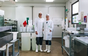 An image of Mônica Senna Salerno & Jenny Oldham.
