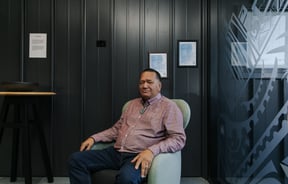 Maurice Manawatu sat in chair.