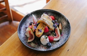 French toast with bananas and figs.