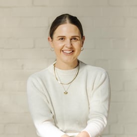 Julia Rutherford Update Editor & Writer info