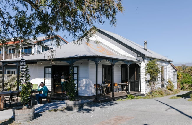 Exterior view of Beach House Cafe.
