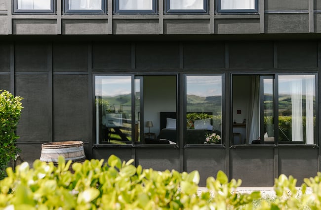 Black Estate accommodation.