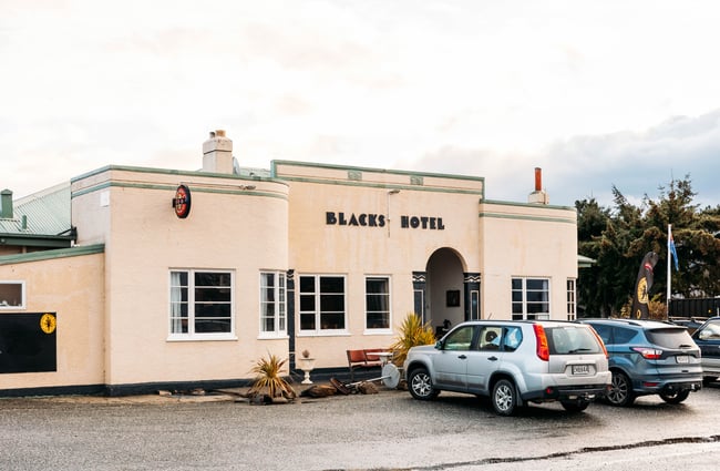 The exterior of Blacks Hotel Central Otago.