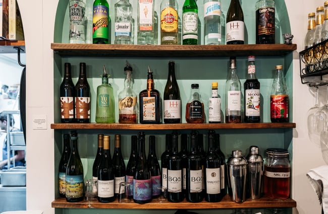 Bar display at Damascus.