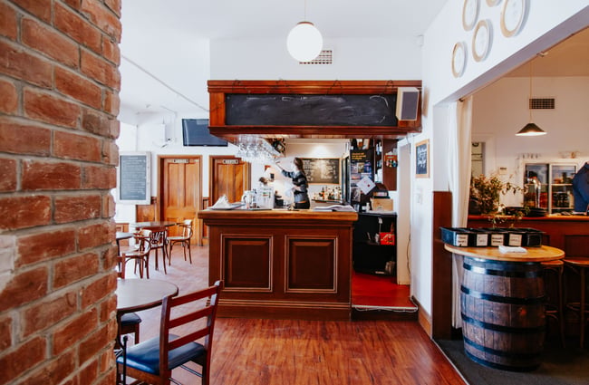 The inside bar.