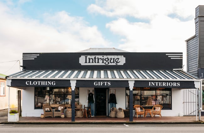 The exterior of Intrigue Boutique in Bulls.