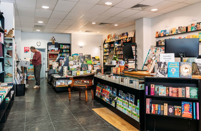 The counter at Muirs Bookshop Gisborne.