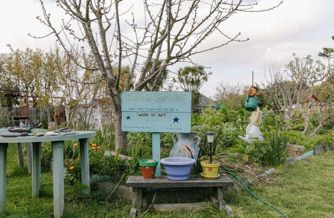 The watering and potting station.