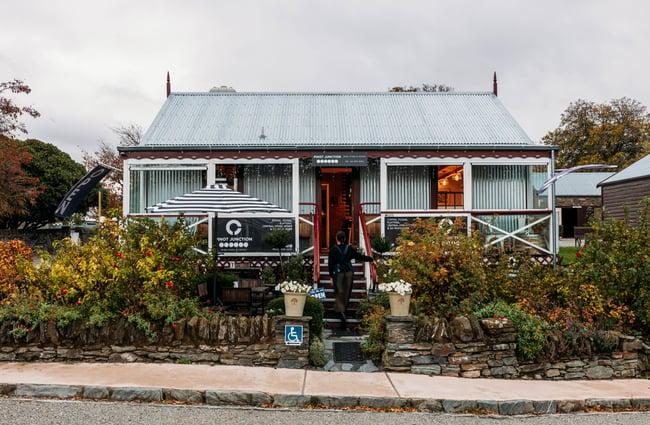 Cottage exterior of Pinot Junction.