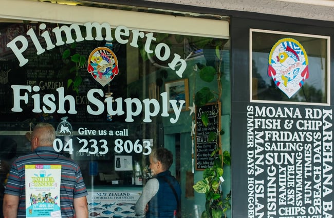 The exterior of Plimmerton Fish Supply.