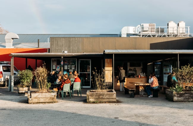The sunny exterior of Raglan Roast Gisborne.