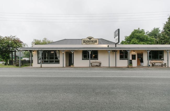 Exterior of Silverstream Hotel, Kimbell.