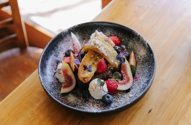 French toast with bananas and figs.