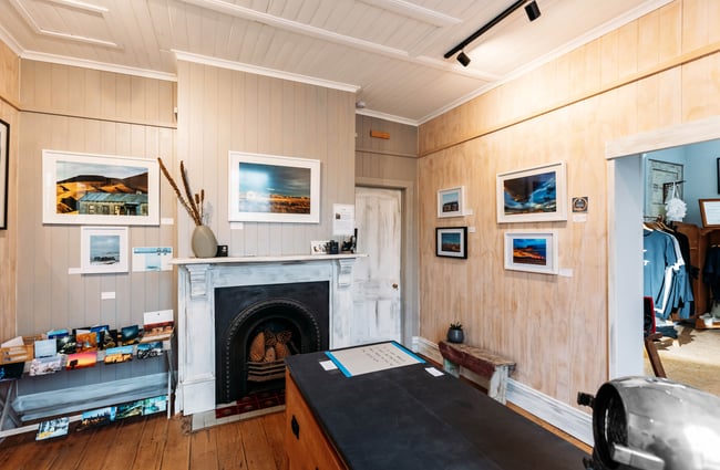 The inside of Stardust Gallery Naseby Central Otago.