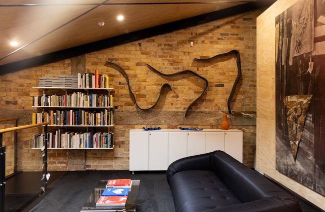 The upstairs office of Sumer Art Gallery.