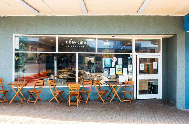 Exterior of t bay cafe.