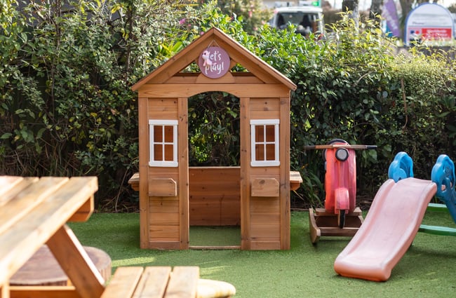 Outdoor kids play area at The Lil Brew Espresso Bar.