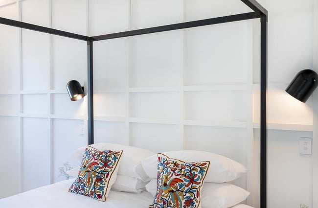 Close up of the bed frame.