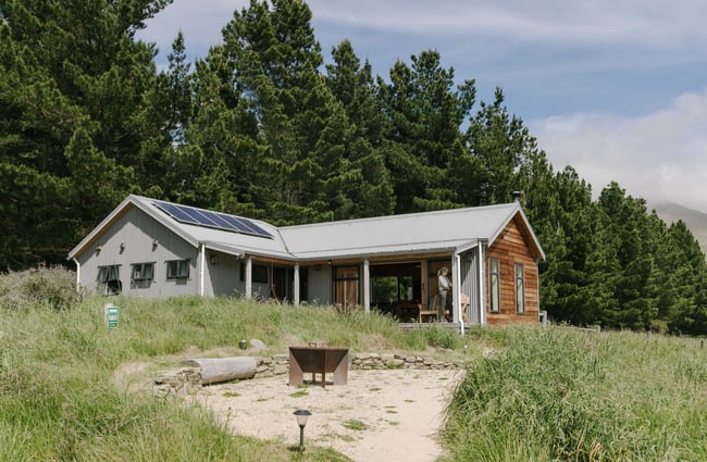 Wooden cabin with facilities at Valley View Glamping in Waitaki.