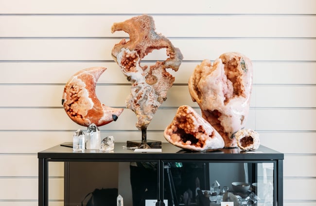 Large crystal display at VVITCHMOUNTAIN.
