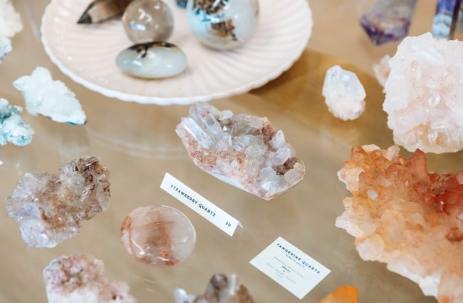 Assorted crystals on display at VVITCHMOUNTAIN.