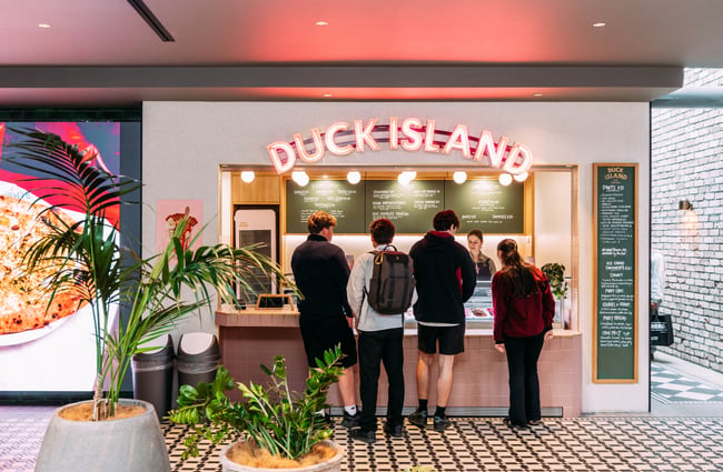 People lining up for Duck Island ice cream.