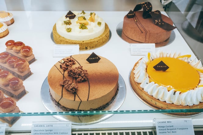 Full sized tarts for sale at Vaniyé Pâtisserie, Auckland.