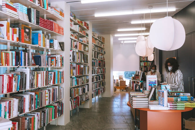 Interior view of Lamp Light Books.