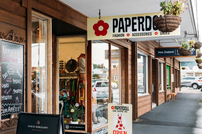 The entrance to Paperdoll store.