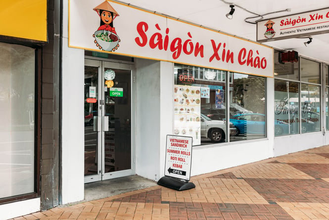 The exterior of Saigon Xin Chao.