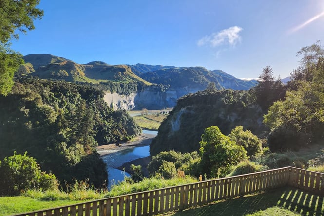 A view of the ocean at Tarata Fishaway Lodge in Rangitikei.