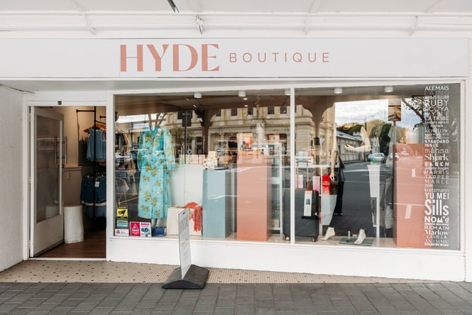 Exterior shop view of Hyde Boutique in Ōamaru.