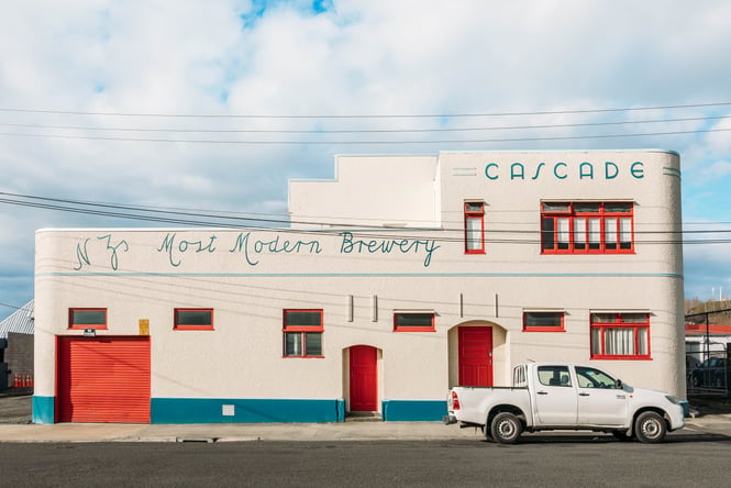 The exterior of Cascade Brewing Company in Tahape.