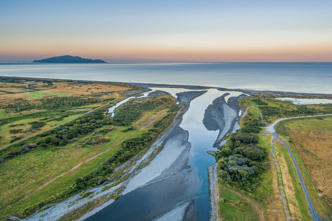 Birds eye view of Ōtaki River and the trail next to it.