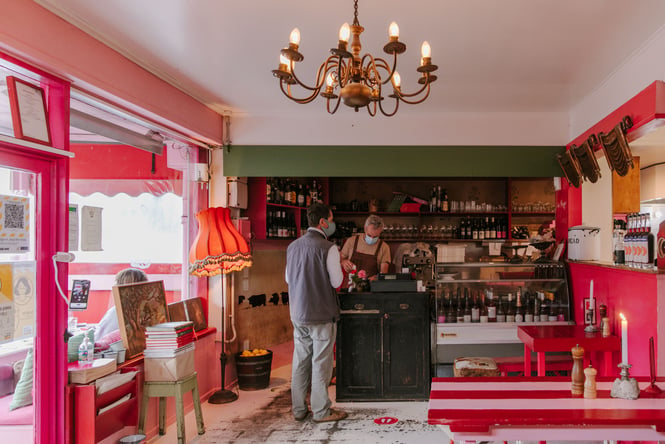 The pink interior of Pipi's.