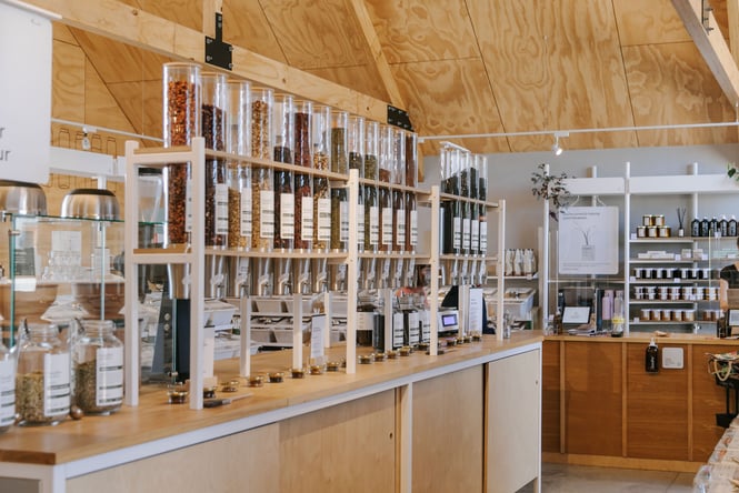Aisle of plastic-free pantry items to fill up on