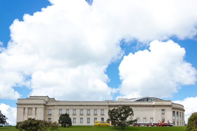 The exterior of the Auckland museum.