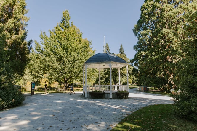 A rotunda at Queenstown Gardens.