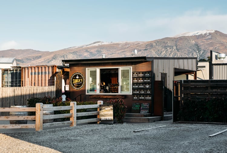 Building exterior of Sanga's Pies.