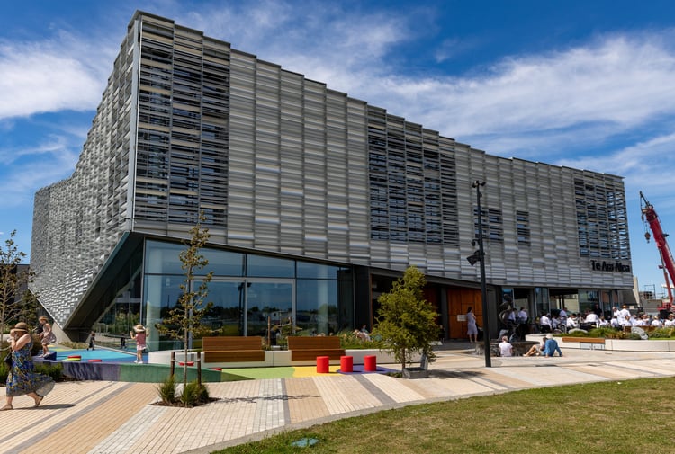 The exterior of the Rolleston library on a sunny day.
