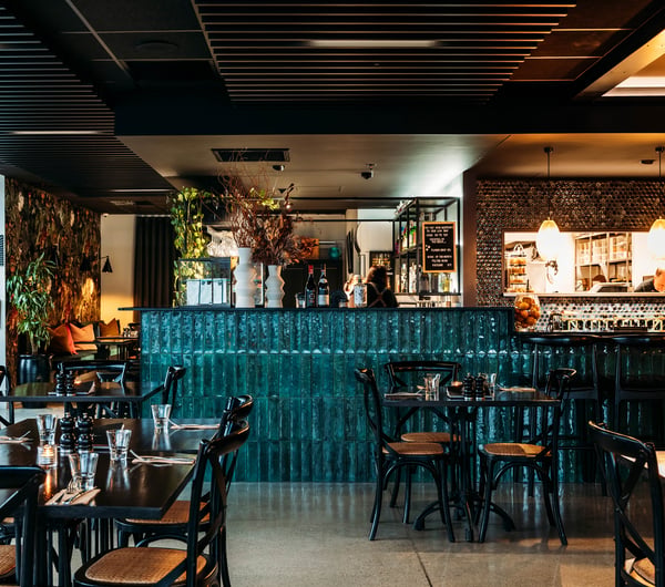 Bar and dining area at Amayjen.
