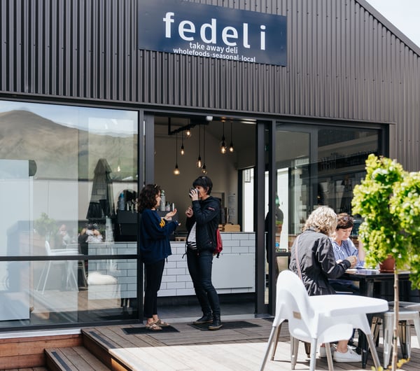 The-entrance-to-fedeli