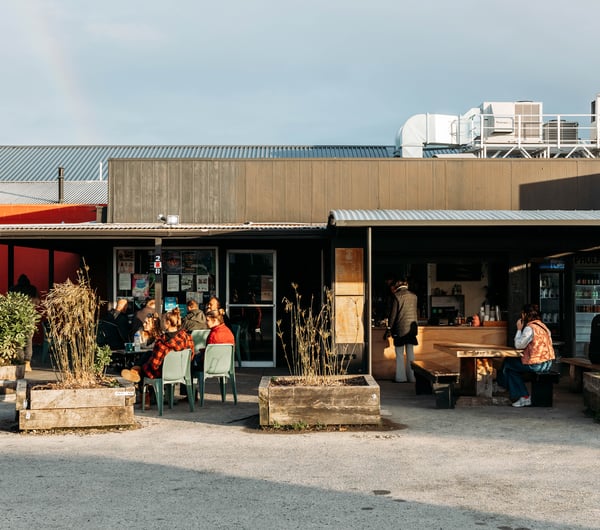The sunny exterior of Raglan Roast Gisborne.