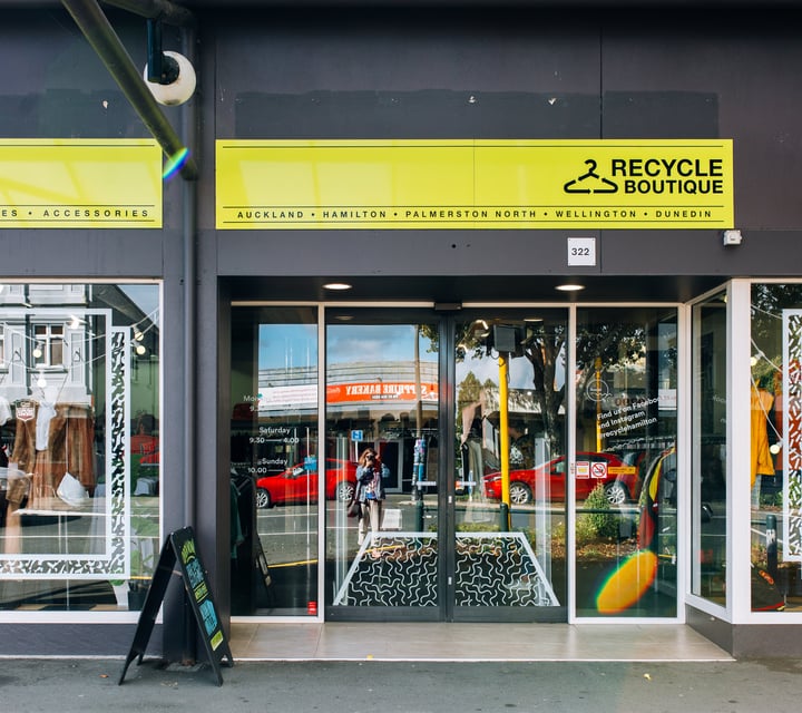 The entrance to Recycle Boutique, Hamilton.
