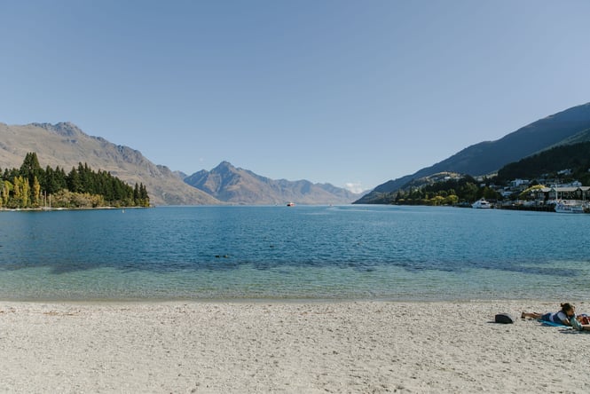 A view of Lake Wakatipu from the shore.