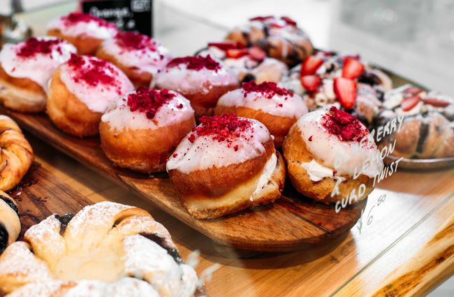 Vegan donuts with raspberries at Belén, Wellington.