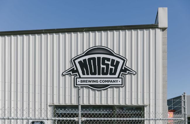 Exterior sign for Noisy Brewing Company, Dunedin.
